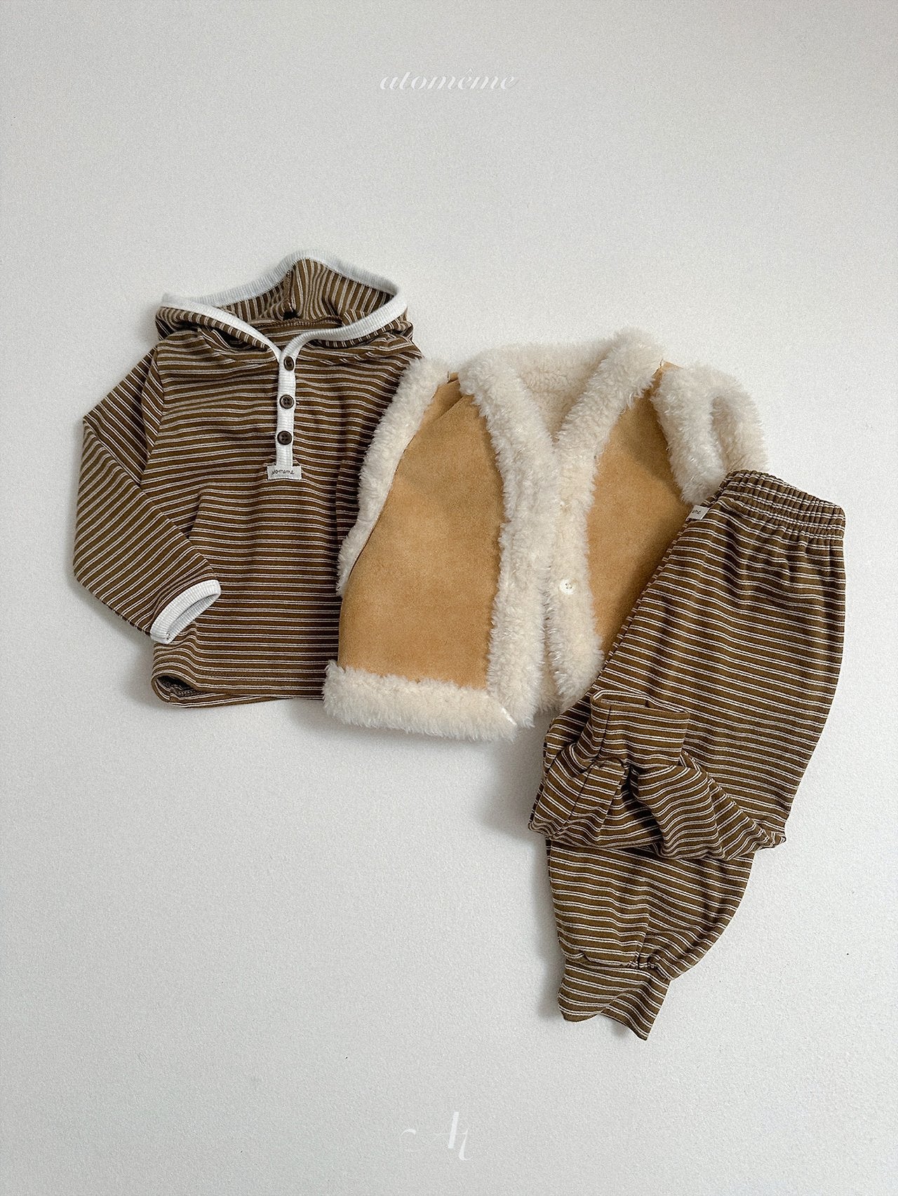 [atomeme] Caramel Stripe Hoodie