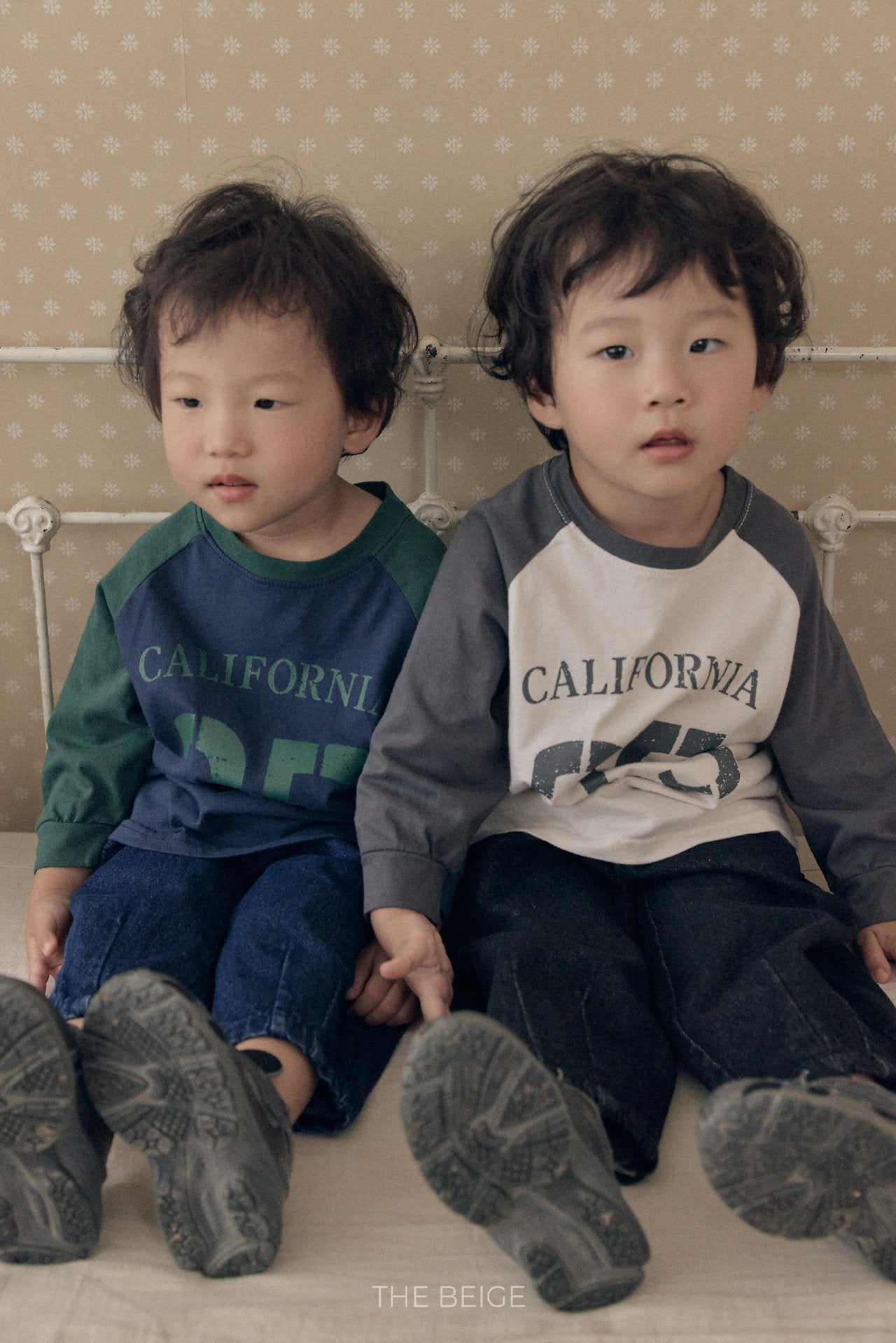 ［The beige］Colorblock Raglan Tee