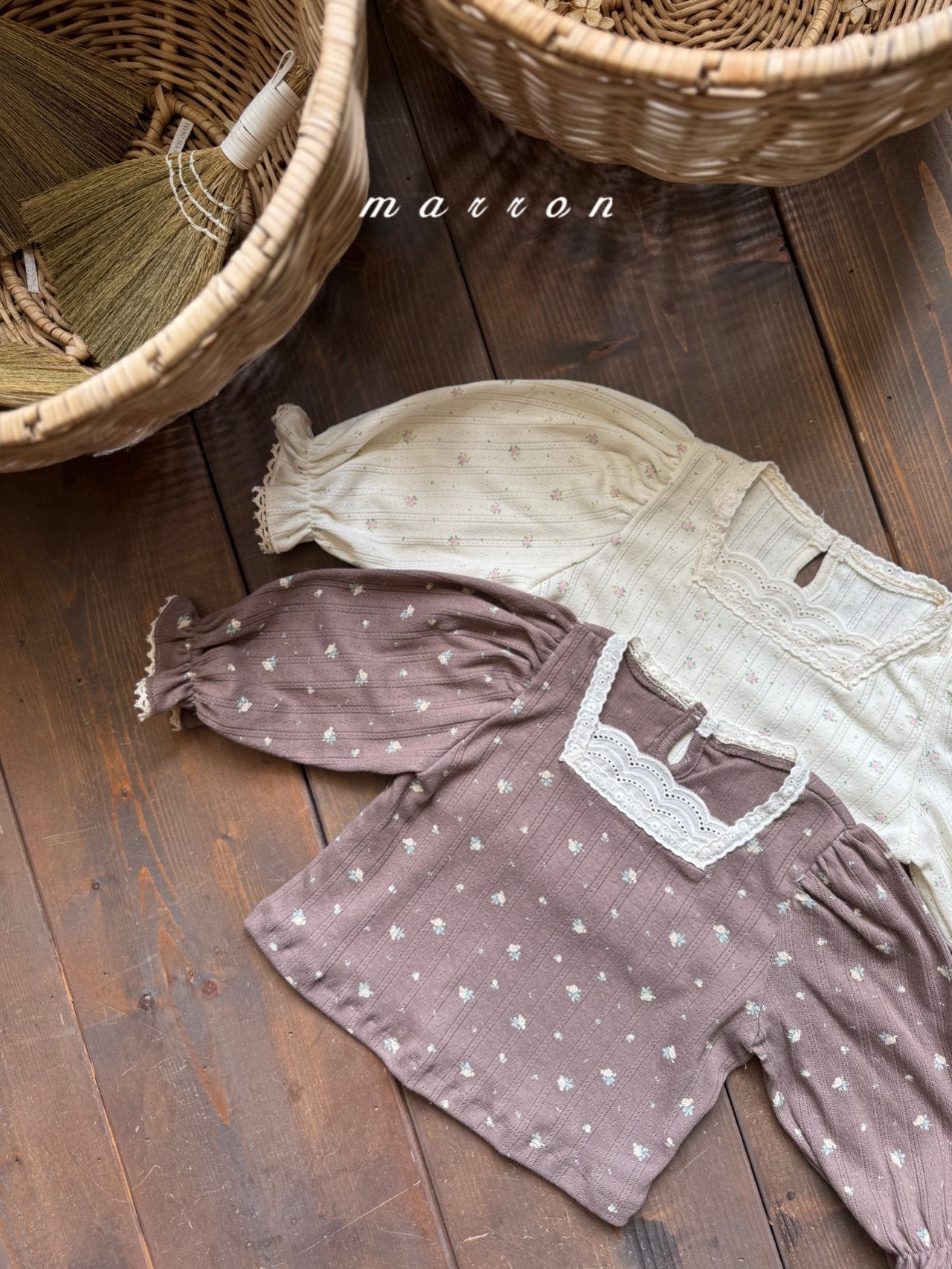 ［marron］Flower puff tops