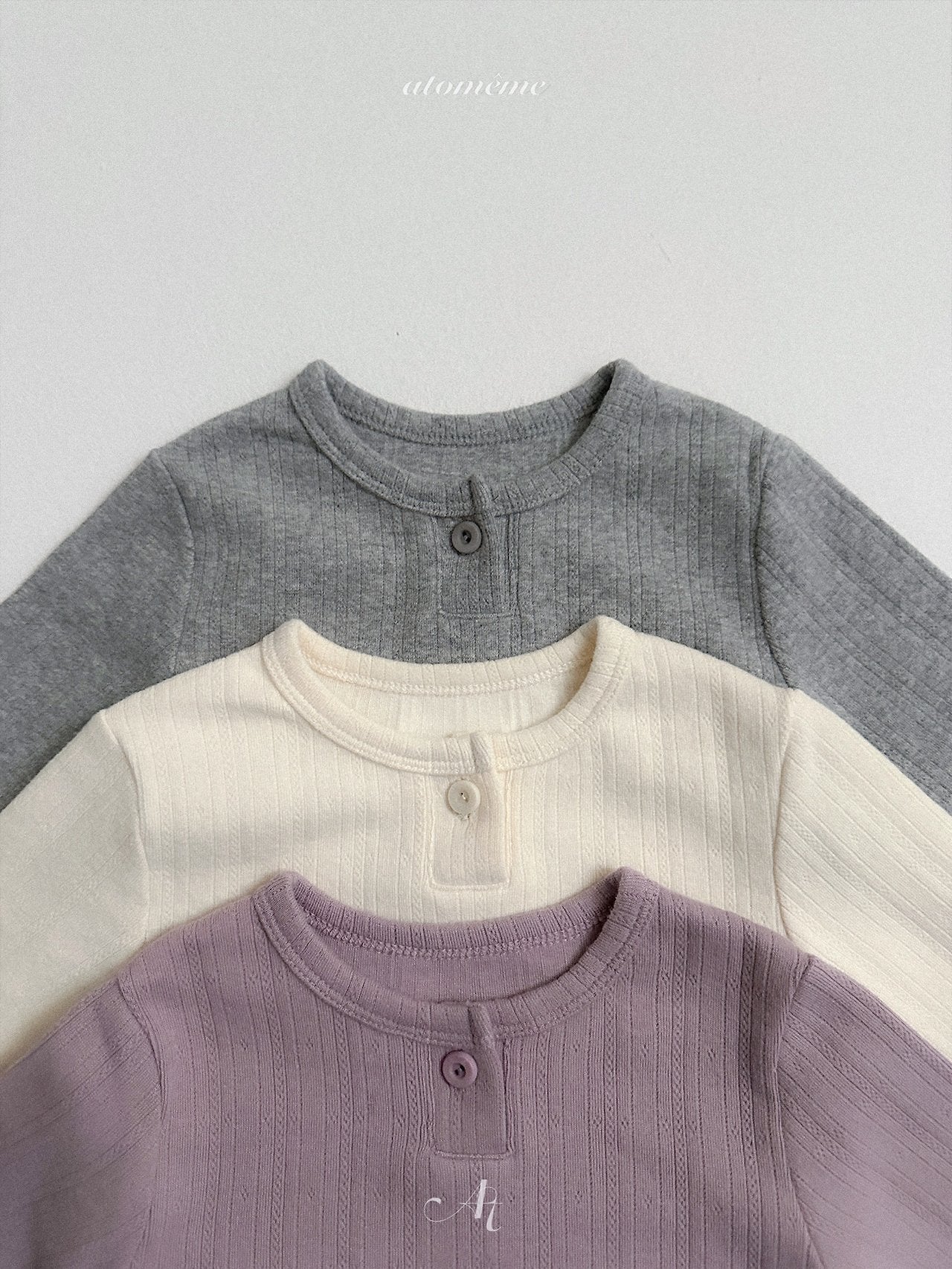 [atomeme] Rene Eyelet Tee