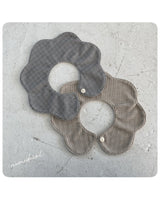 ［nunubiel］Check round bib