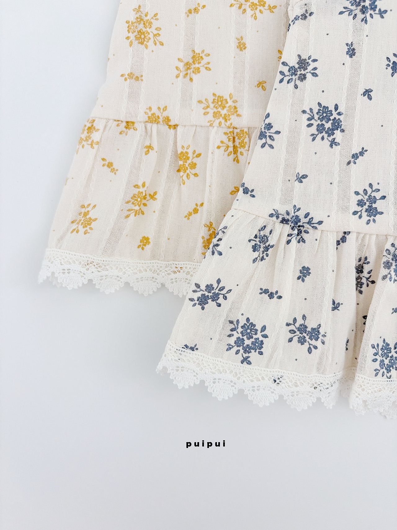 ［puipui］Cotton flower blouse