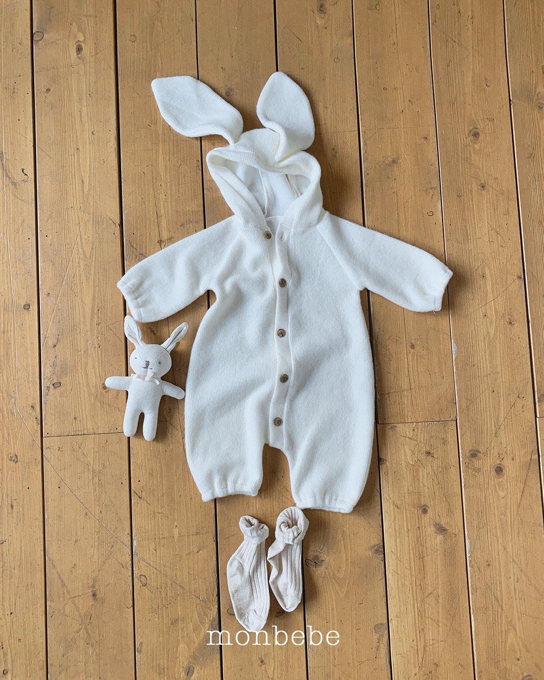 [monbebe] Bunny suit