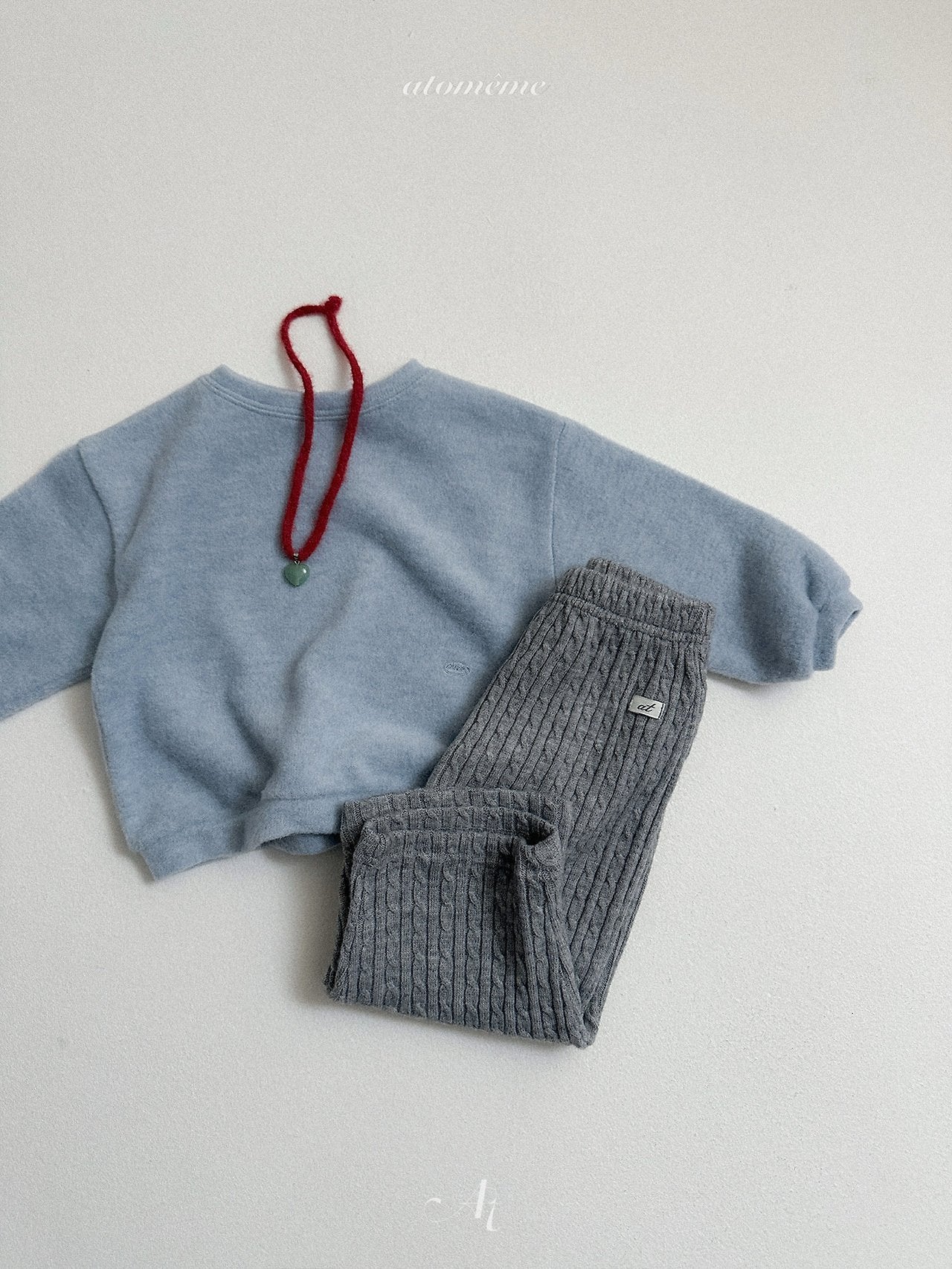 [atomeme] Soft Sweatshirt