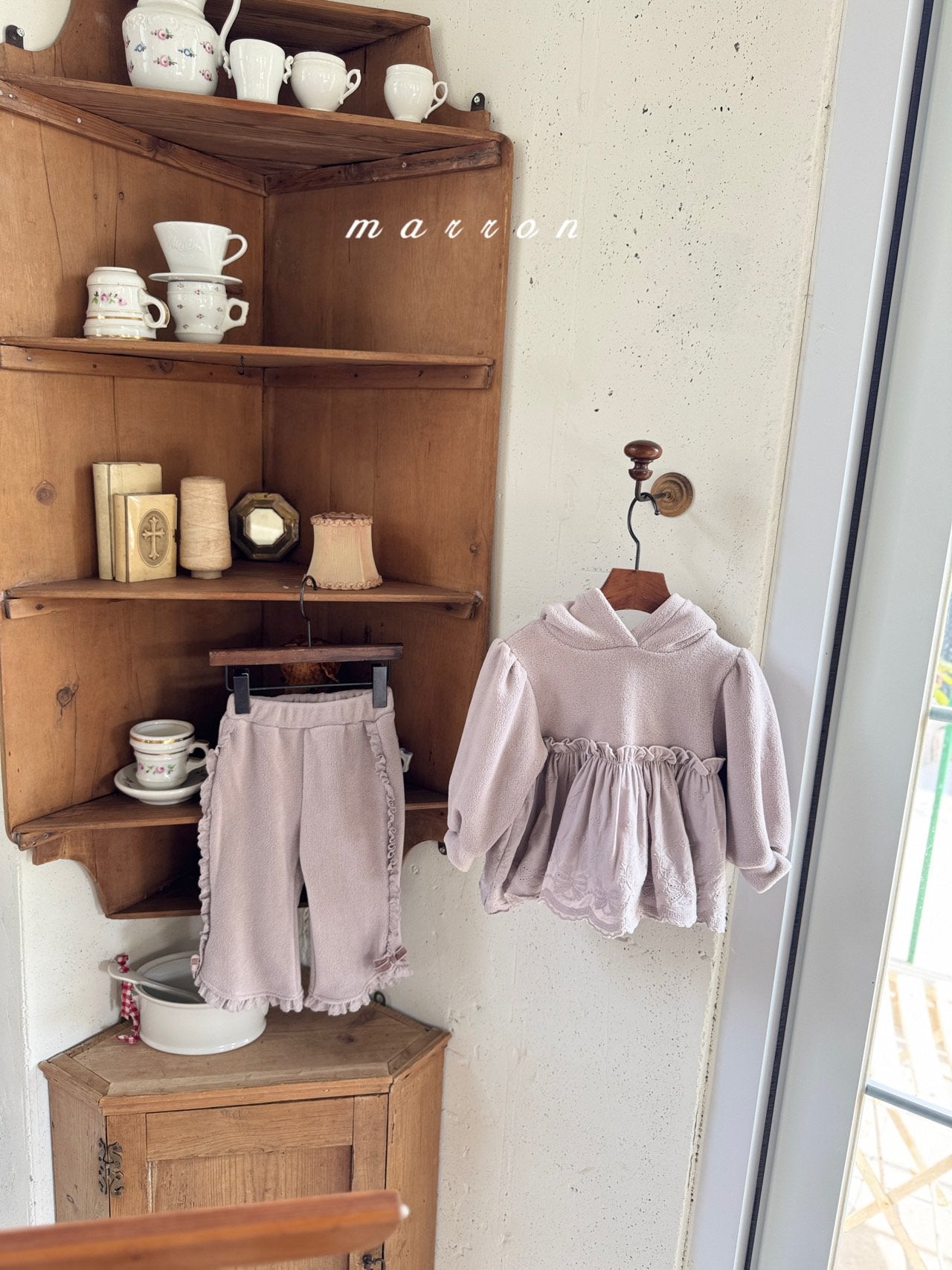 ［marron］Bunny lace hoodie