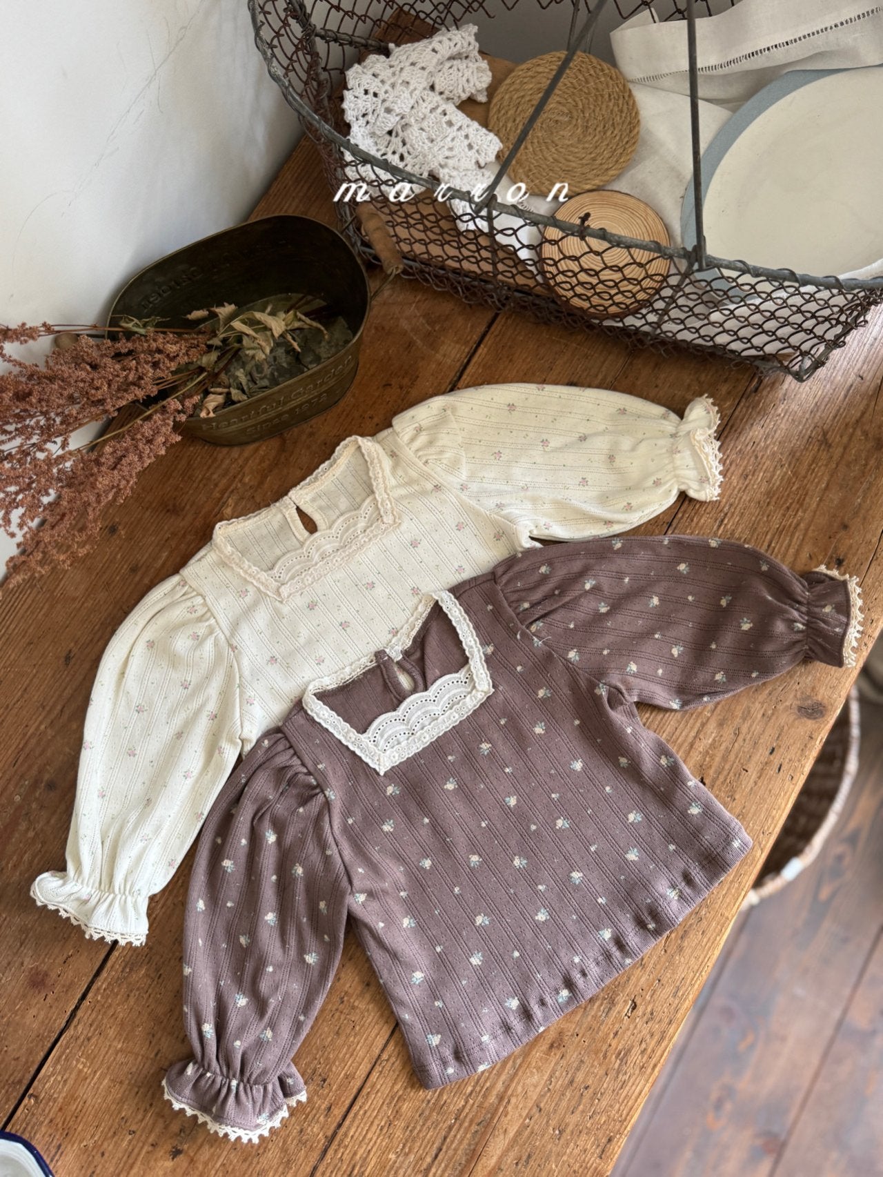 ［marron］Flower puff tops