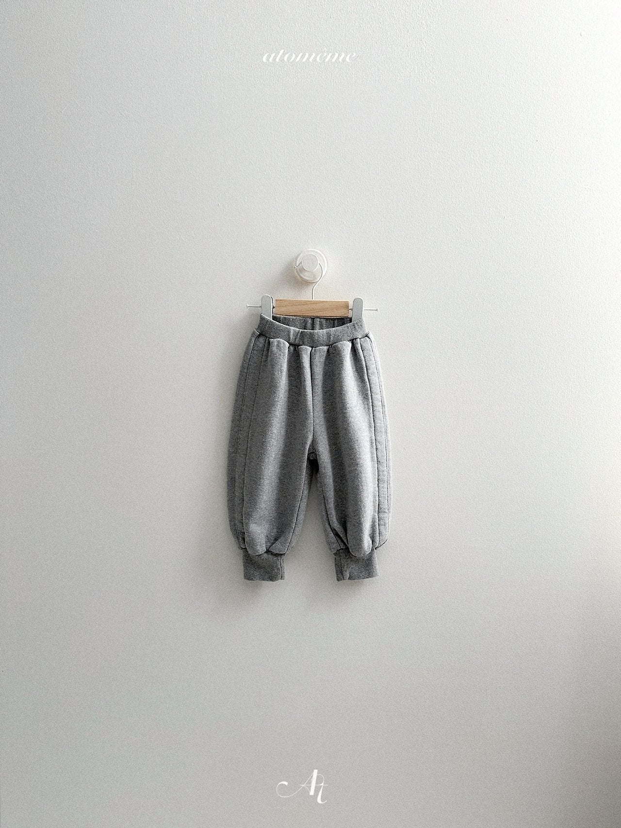 [atomeme] Olive Sweat Pants