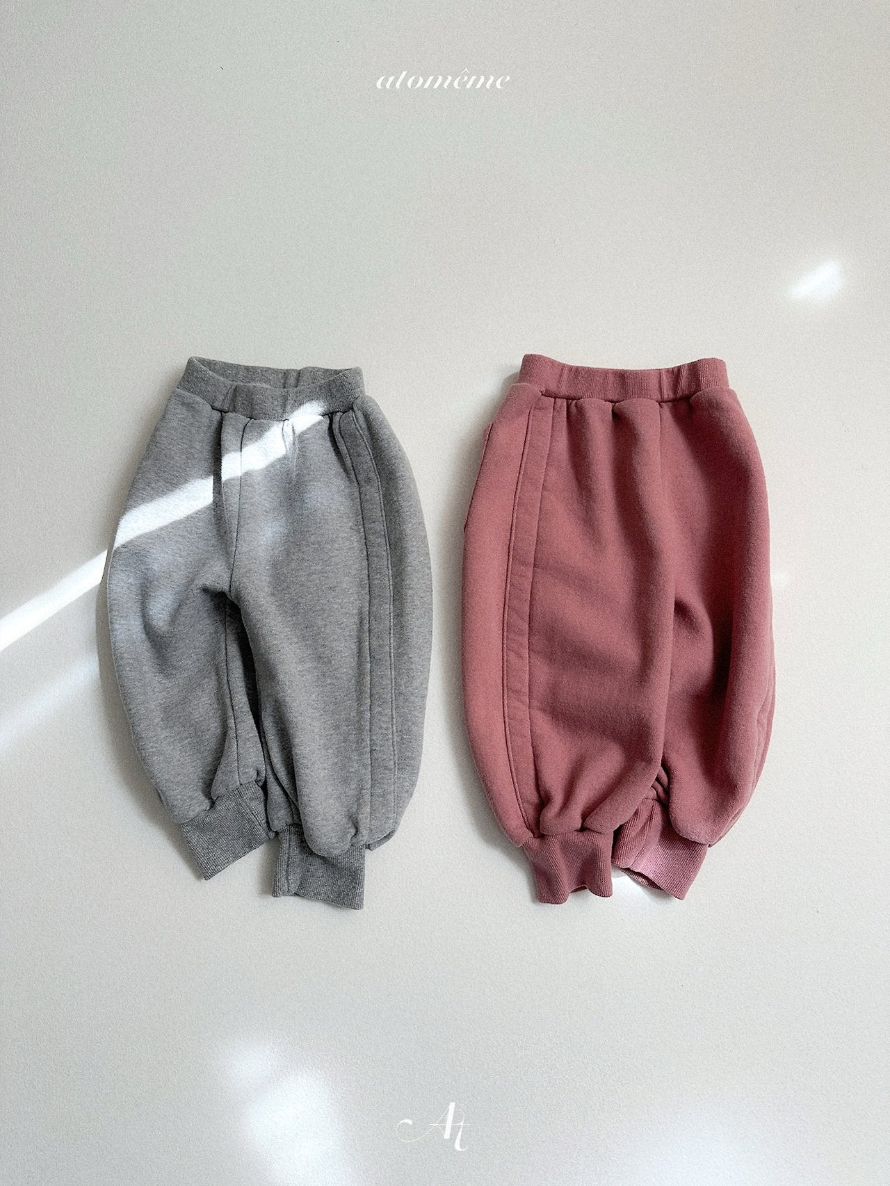 [atomeme] Olive Sweat Pants