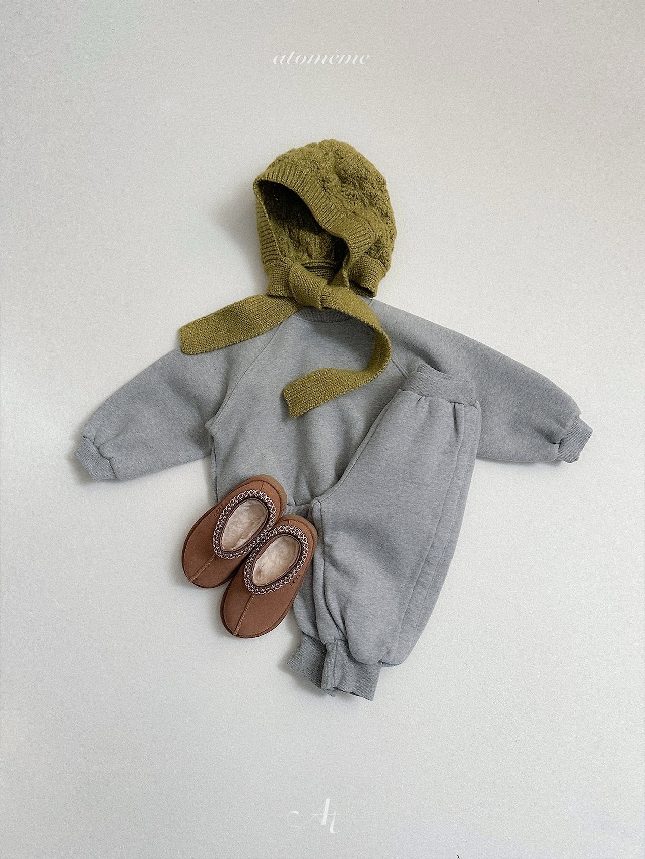 [atomeme] Olive Sweat Pants
