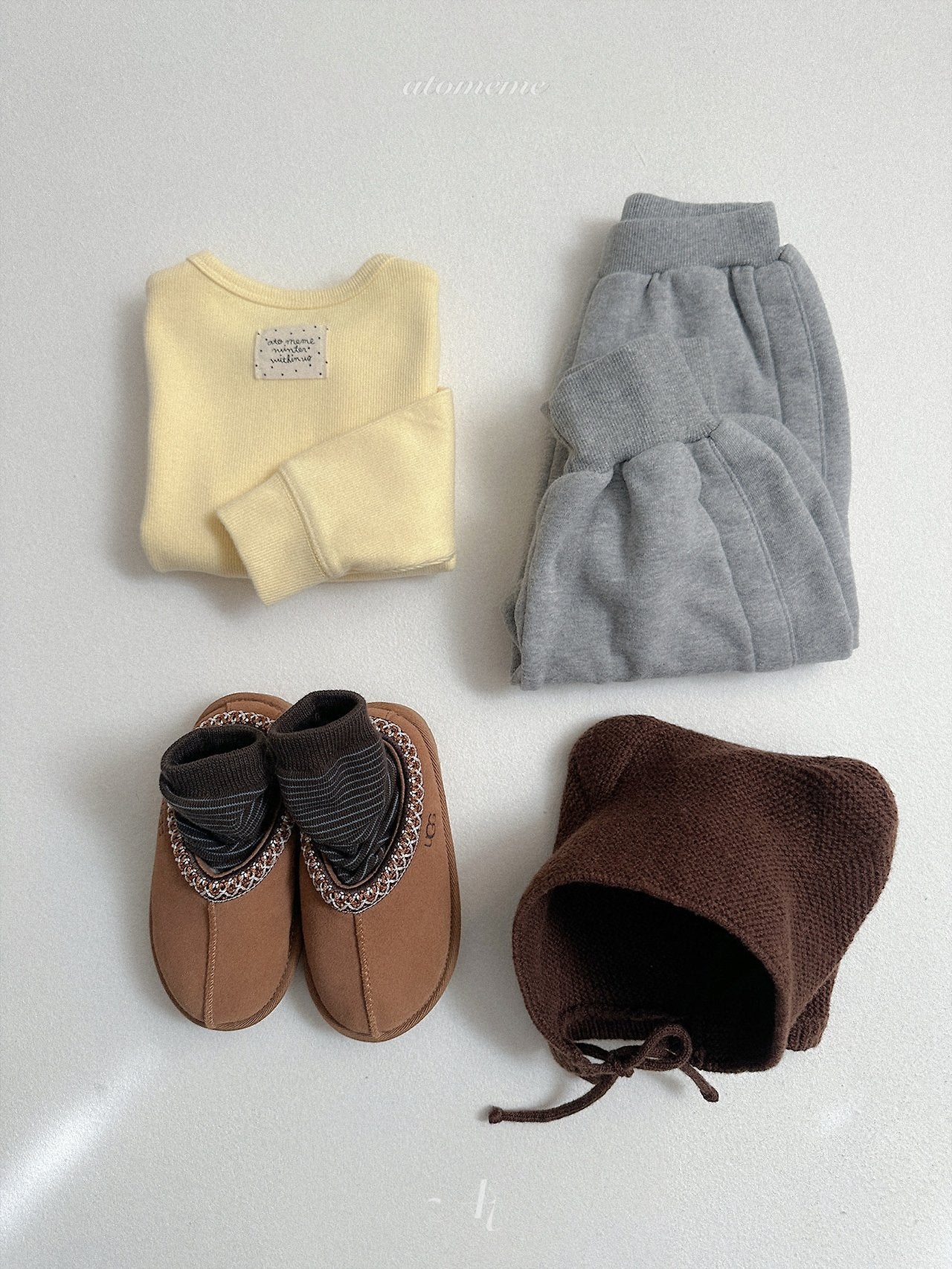 [atomeme] Olive Sweat Pants
