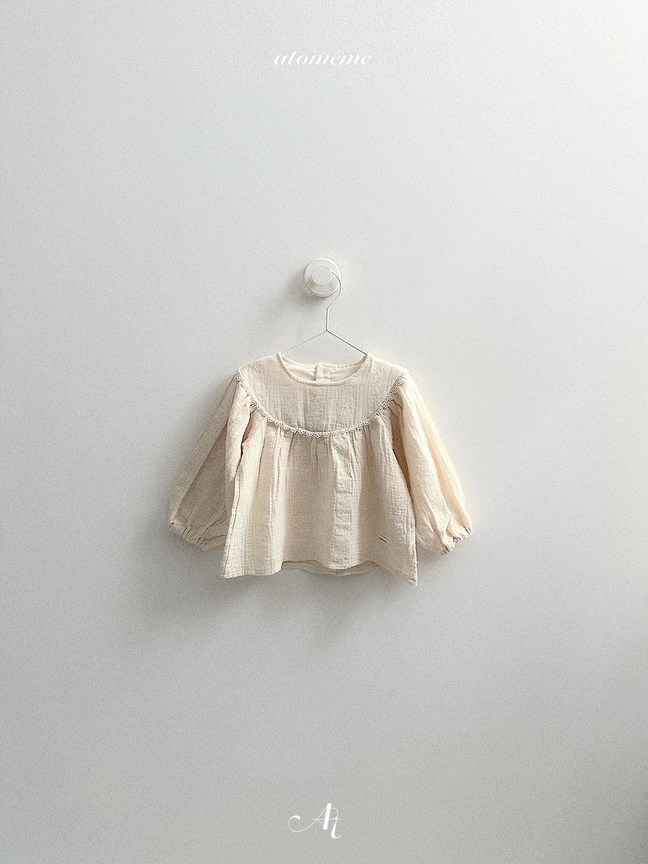 [atomeme] Hey Blouse