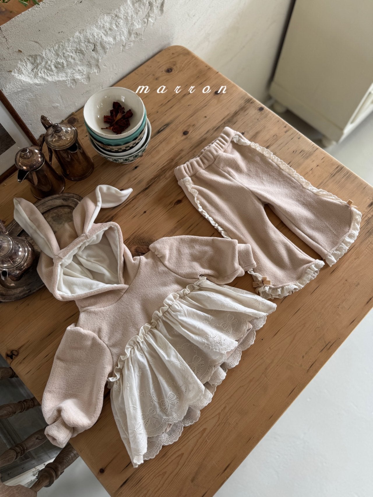 ［marron］Bunny lace hoodie