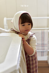 ［jujua］Eyelet scarf