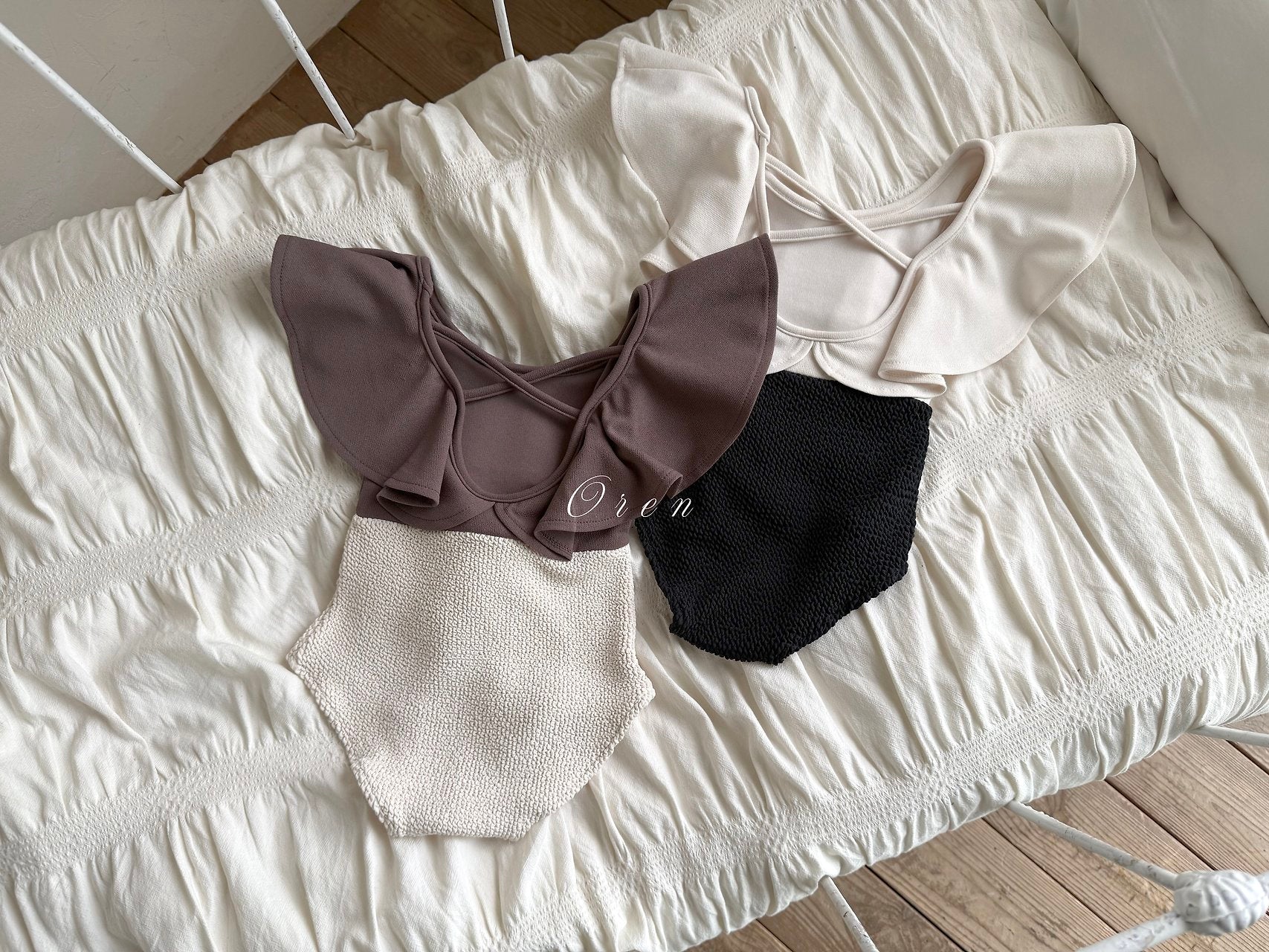 ［OREN］Pepe frill swim wear (mom)