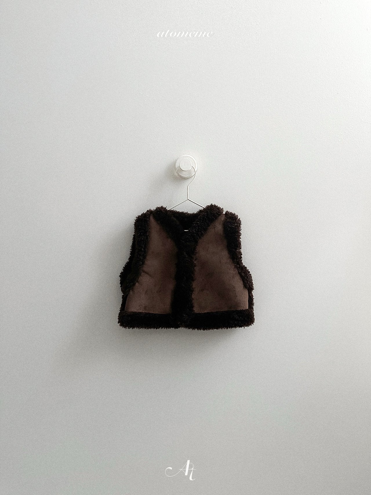 [atomeme] Reversible Mustang Vest