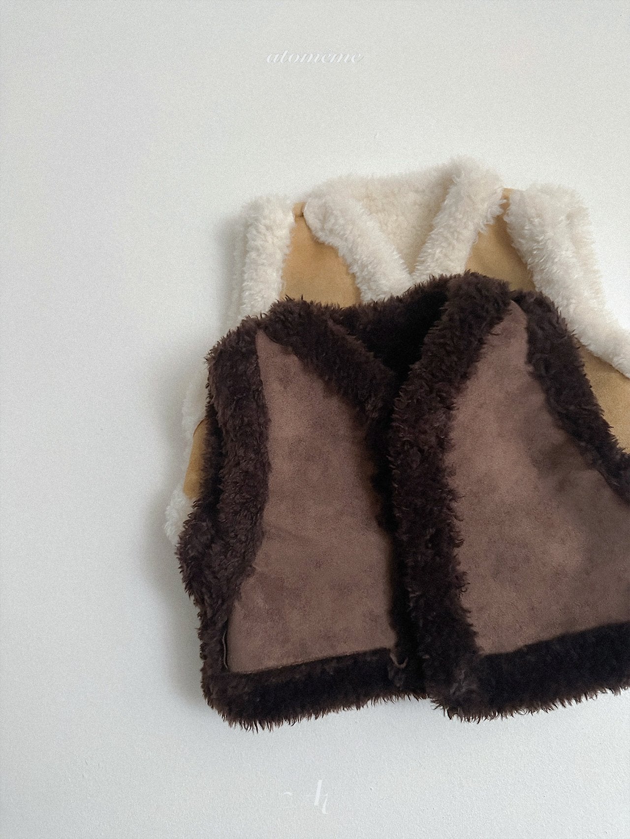 [atomeme] Reversible Mustang Vest