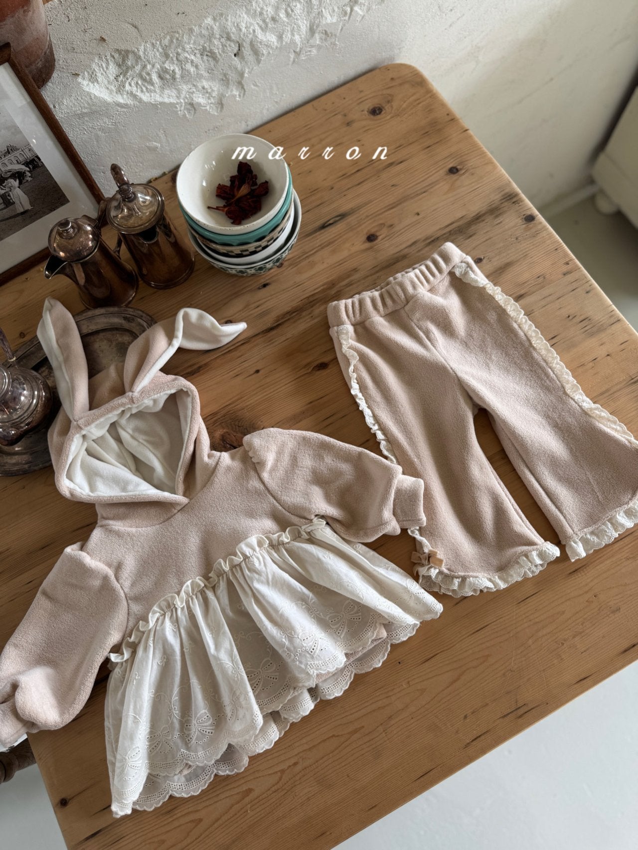 ［marron］Bunny lace hoodie