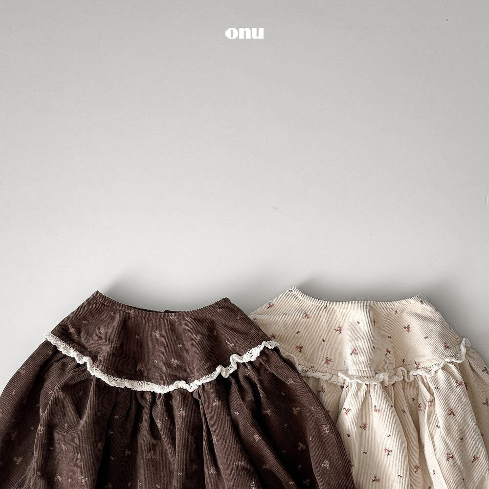 ［onu］Lace flower smock blouse