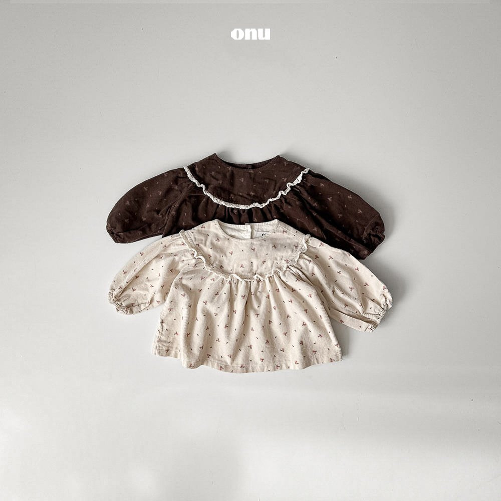 ［onu］Lace flower smock blouse