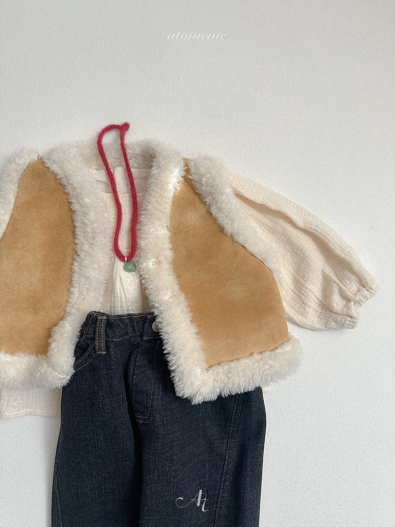 [atomeme] Reversible Mustang Vest