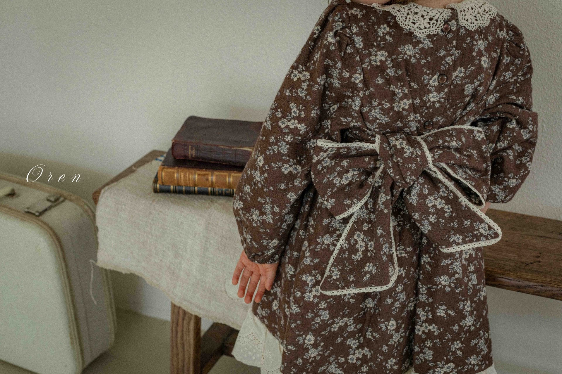 ［OREN］Selena flower padding one-piece (1oz)