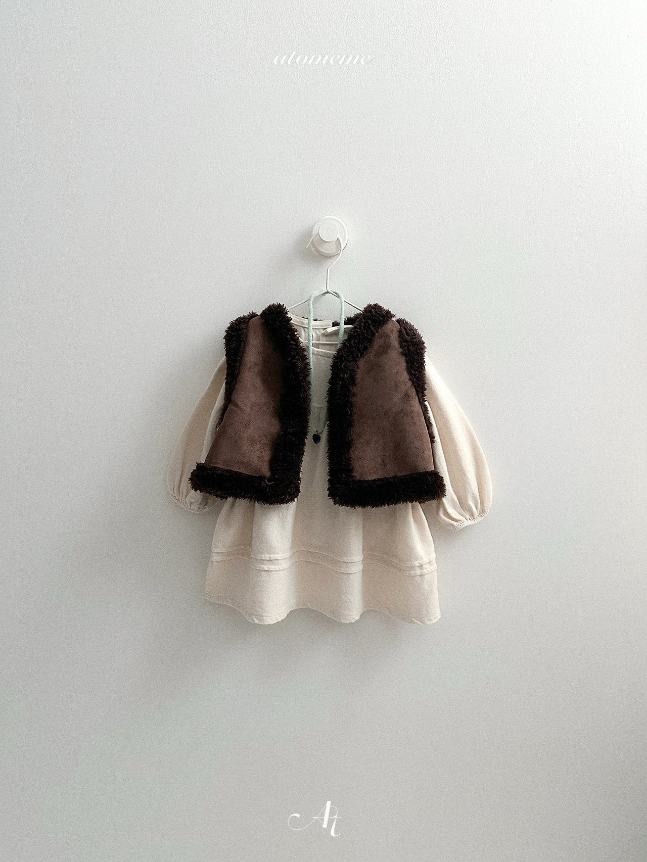 [atomeme] Reversible Mustang Vest
