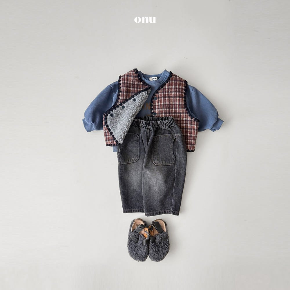 ［onu］Check boa vest