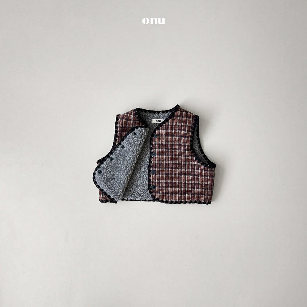 ［onu］Check boa vest