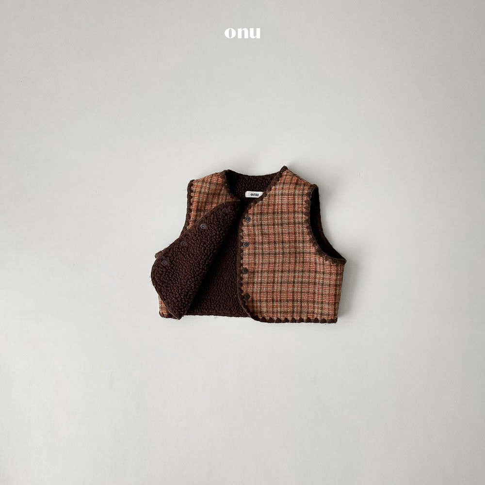 ［onu］Check boa vest