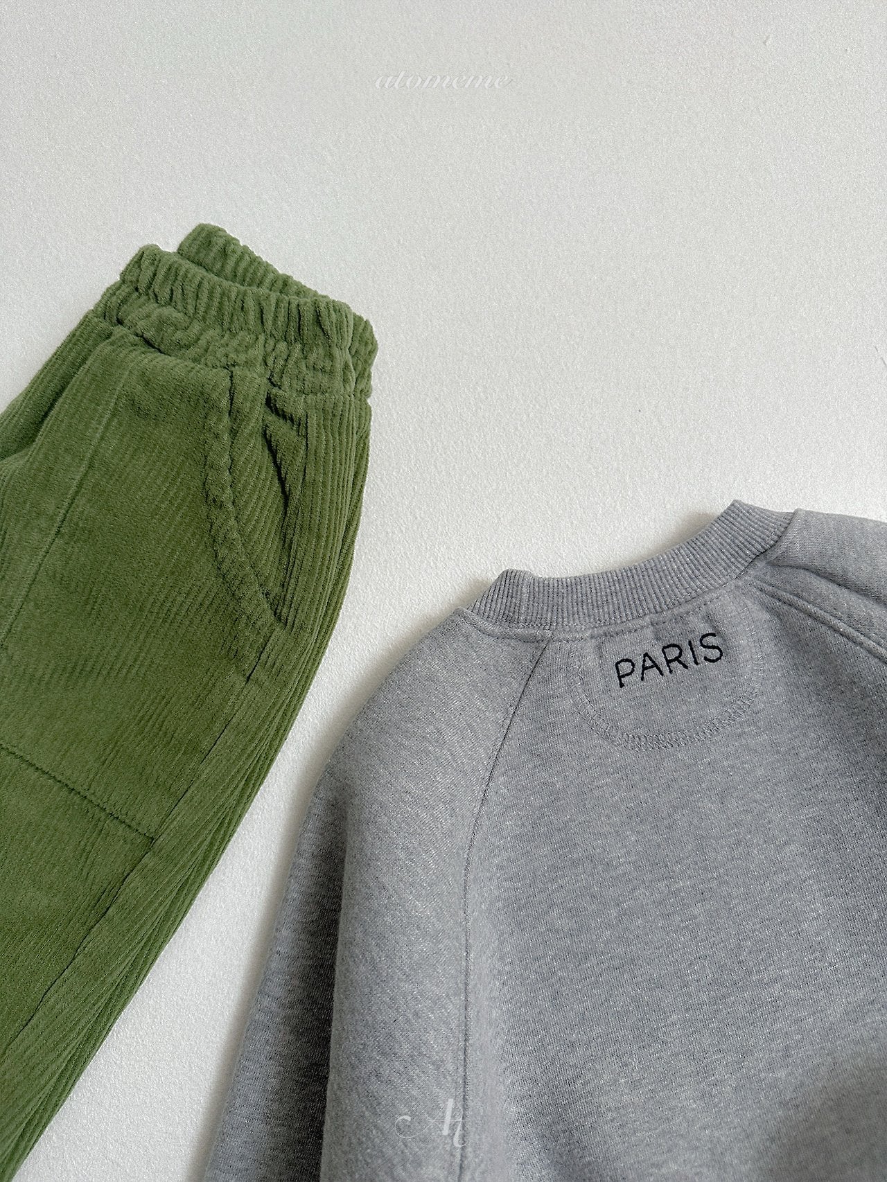[atomeme] Paris Sweatshirt