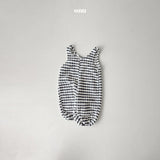 ［onu］Pompom stripe suit