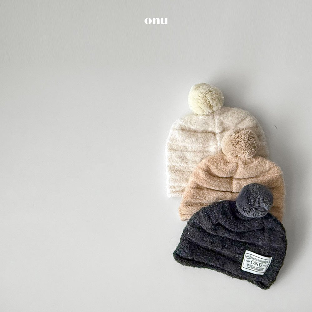 ［onu］Pompom warm beanie