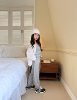［comma］Cool jogger pants