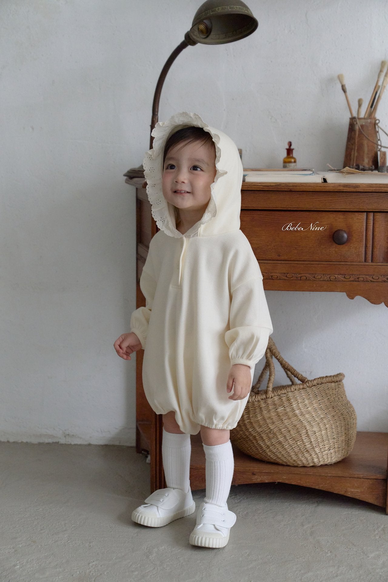 ［bebenine］Lace Hood Suit