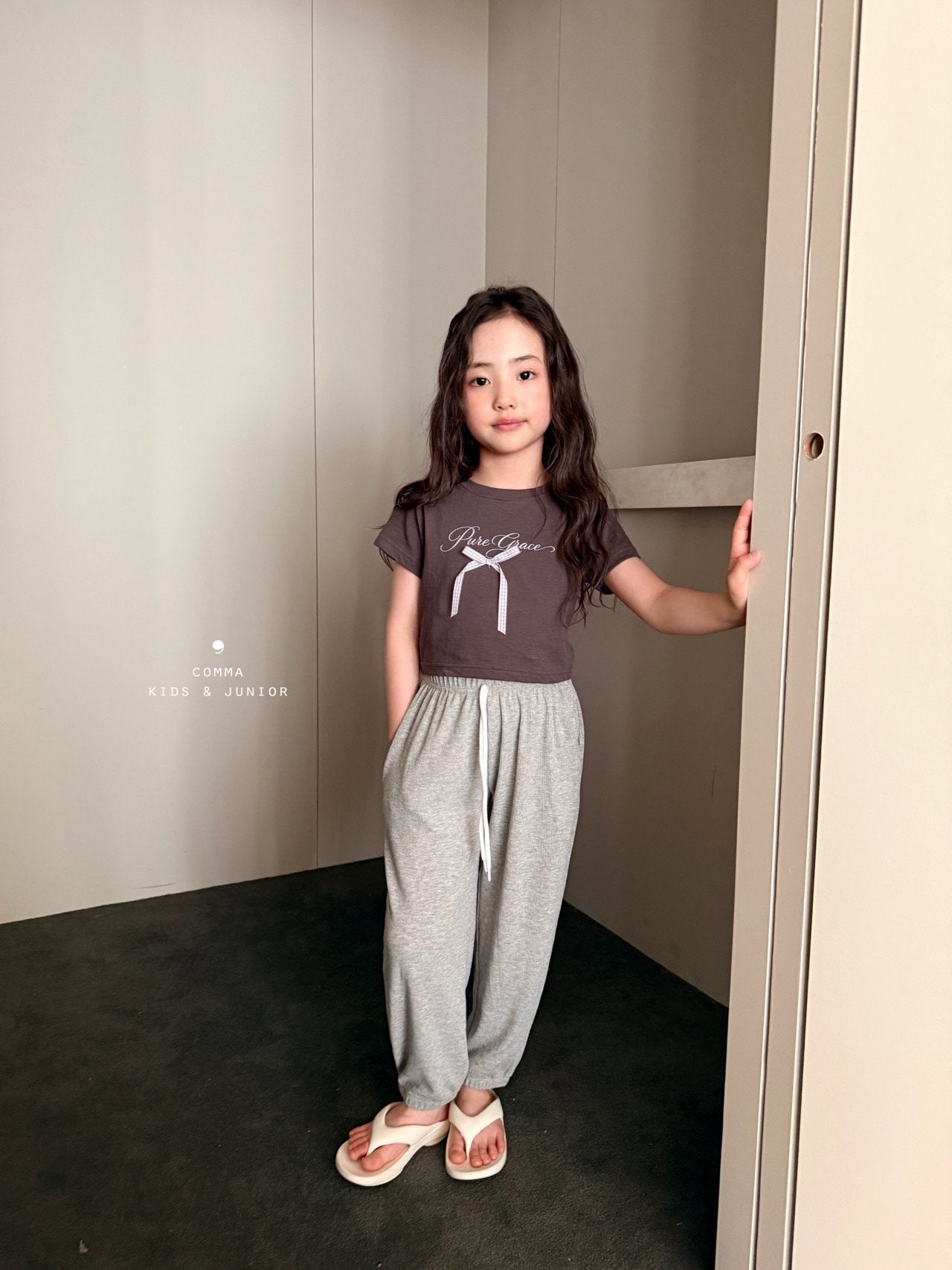 ［comma］Cool jogger pants