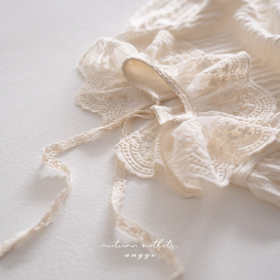 ［anggo］Honey blouse