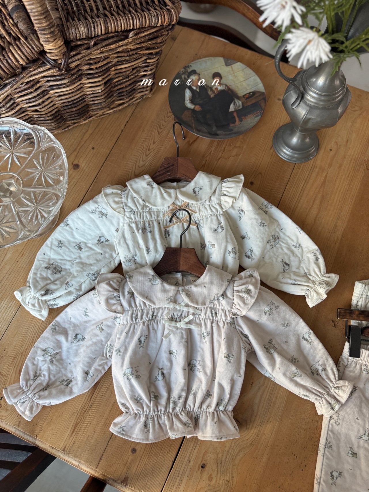 ［marron］Bunny bonnding ribbon blouse