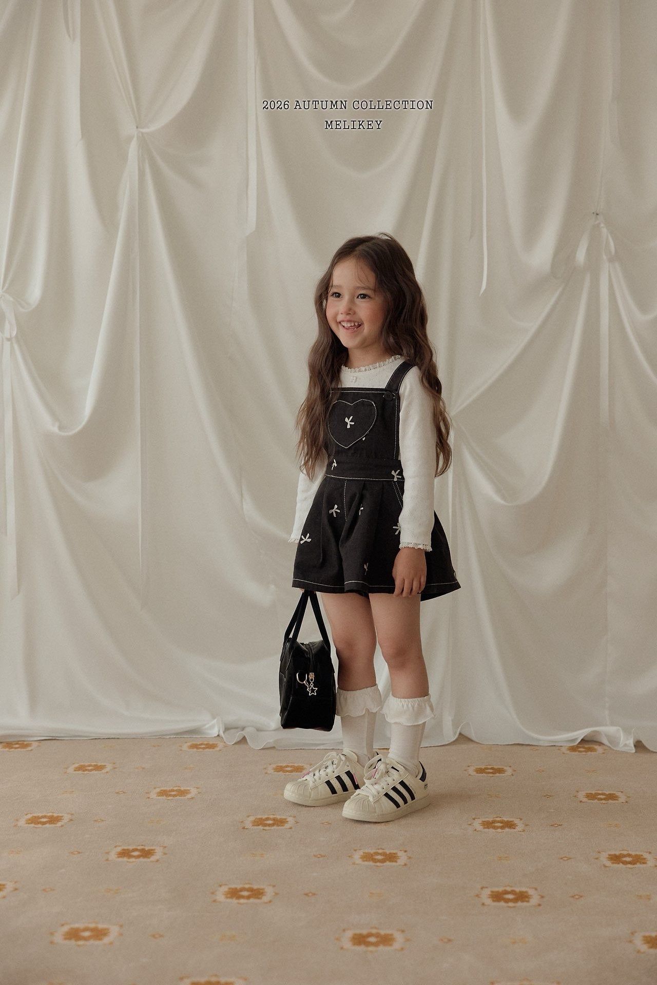 ［Melikey］Ribbon button lace tee