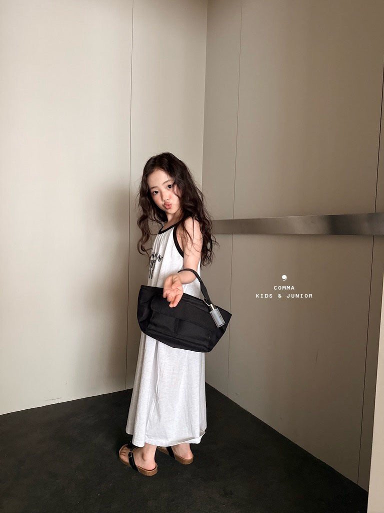 ［comma］Two tone long one-piece