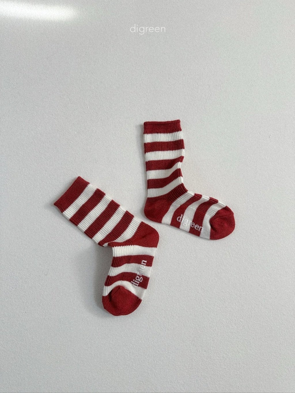 ［digreen］Minimal stripe socks set