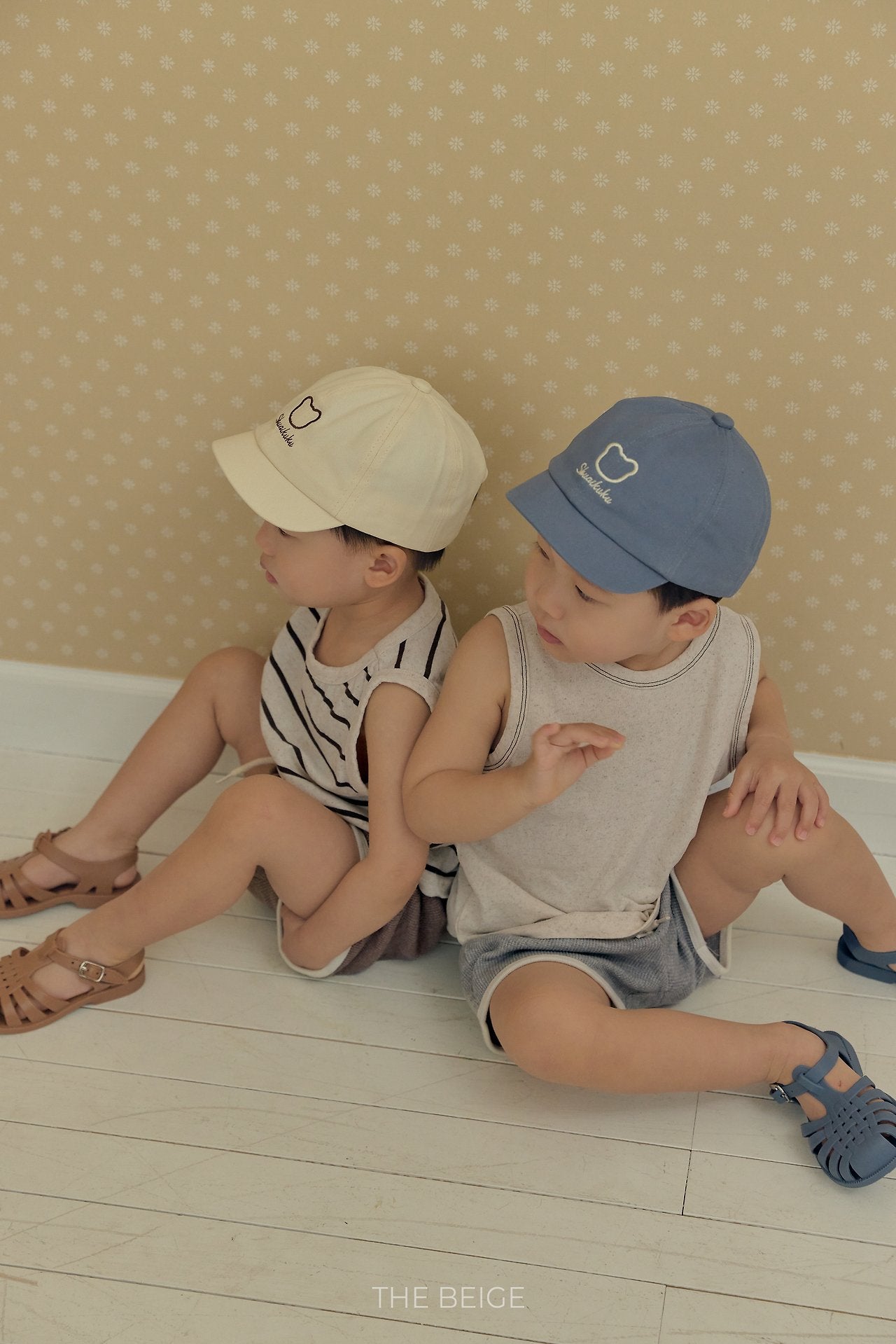 ［The beige］Basic sleeveless tops