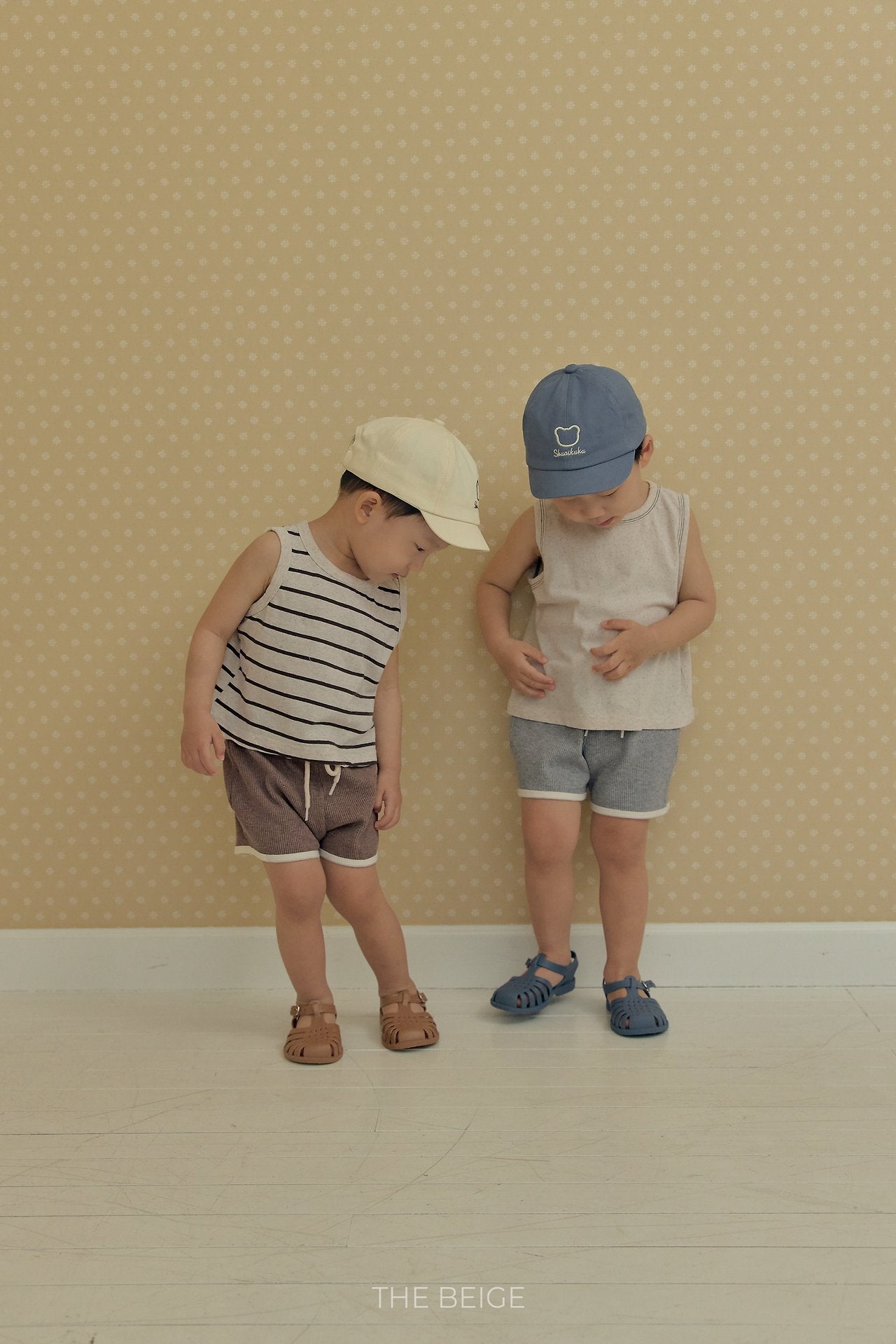 ［The beige］Basic sleeveless tops