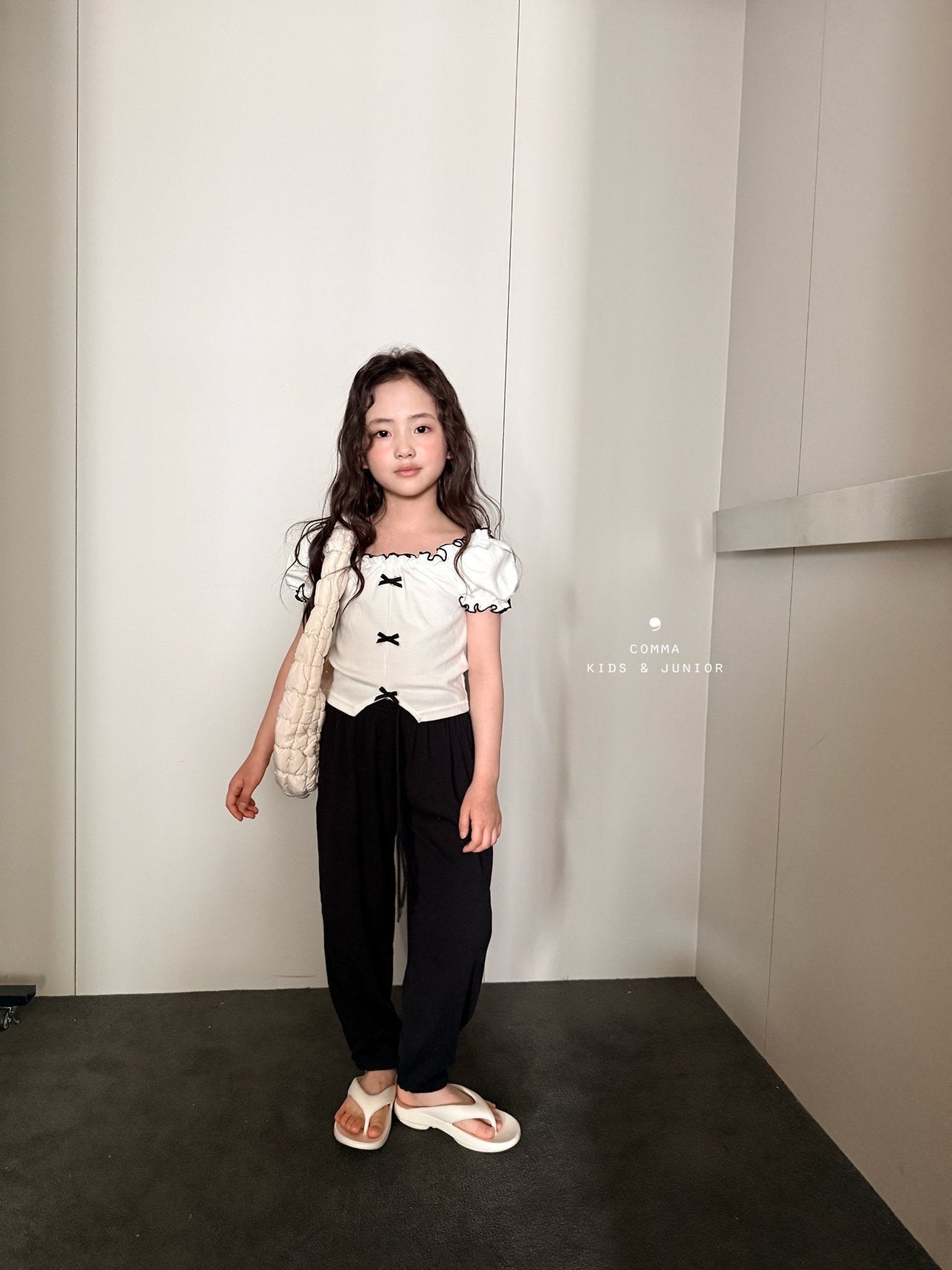 ［comma］Ribbon Shoulder puff tee