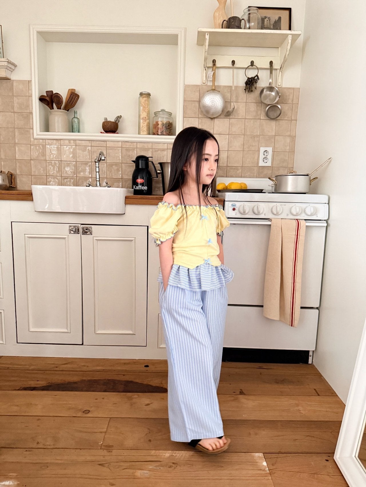 ［comma］Ribbon Shoulder puff tee