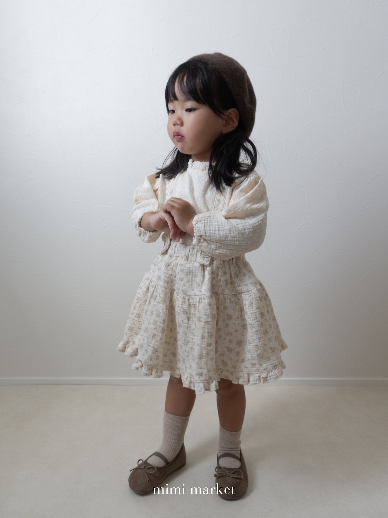 ［mimi market］Neck frill dot blouse