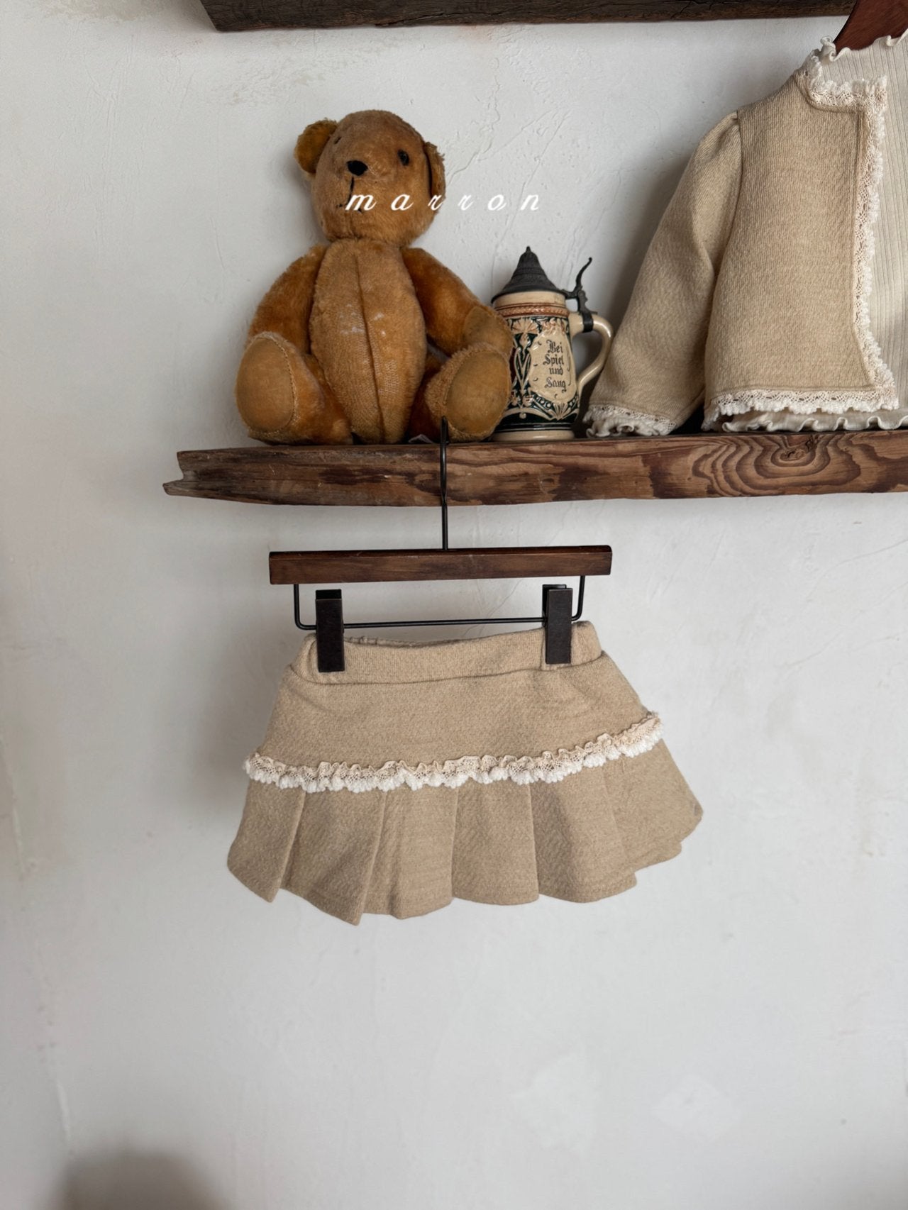 ［marron］Castle pleats skirt