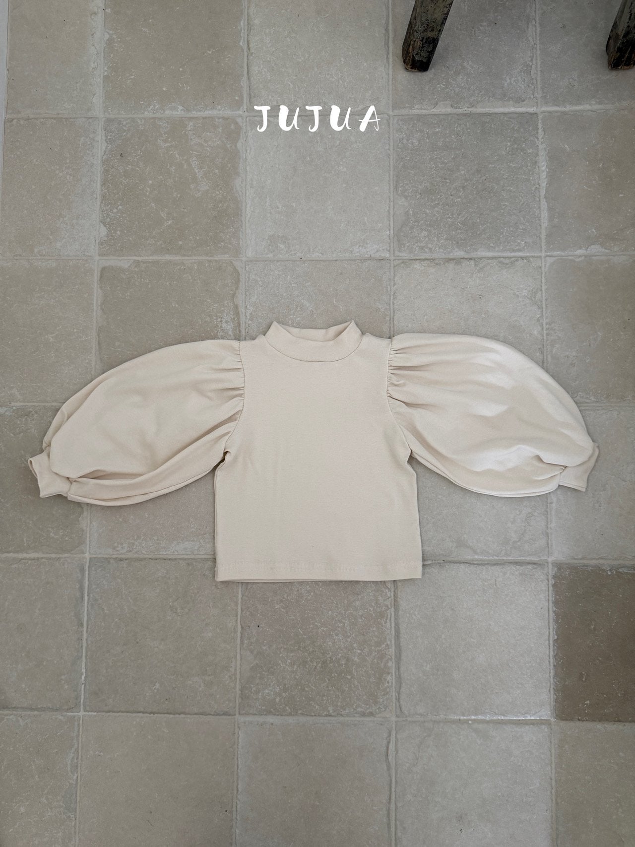 ［jujua］Berry balloon sleeve tops