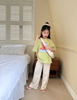 ［comma］Berry bear tee