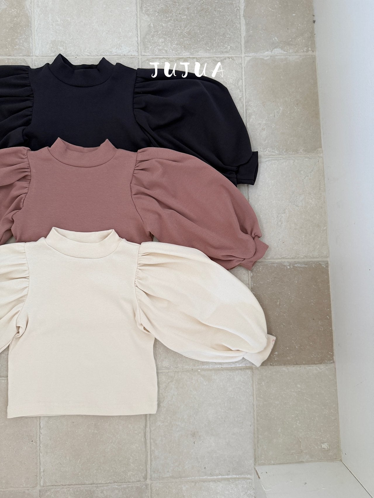 ［jujua］Berry balloon sleeve tops