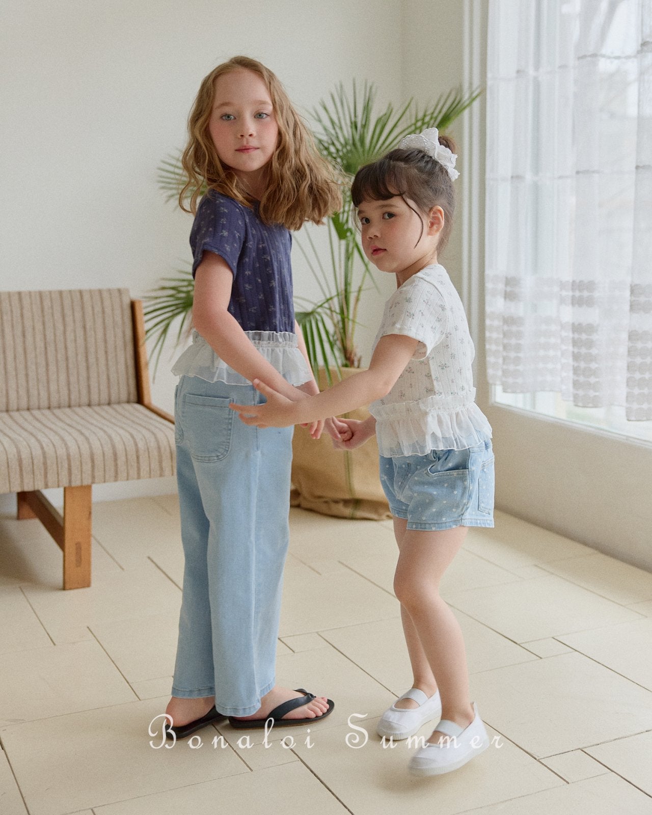 ［Bonaloi］Mini heart short denim pants